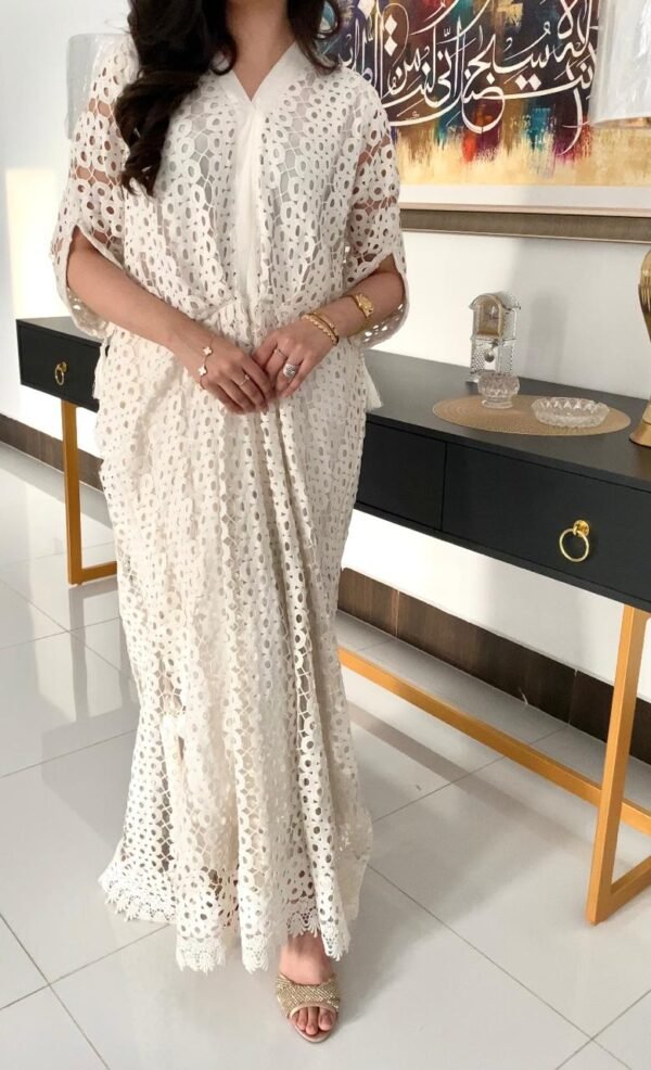 WHITE ALAYAH CROCHET